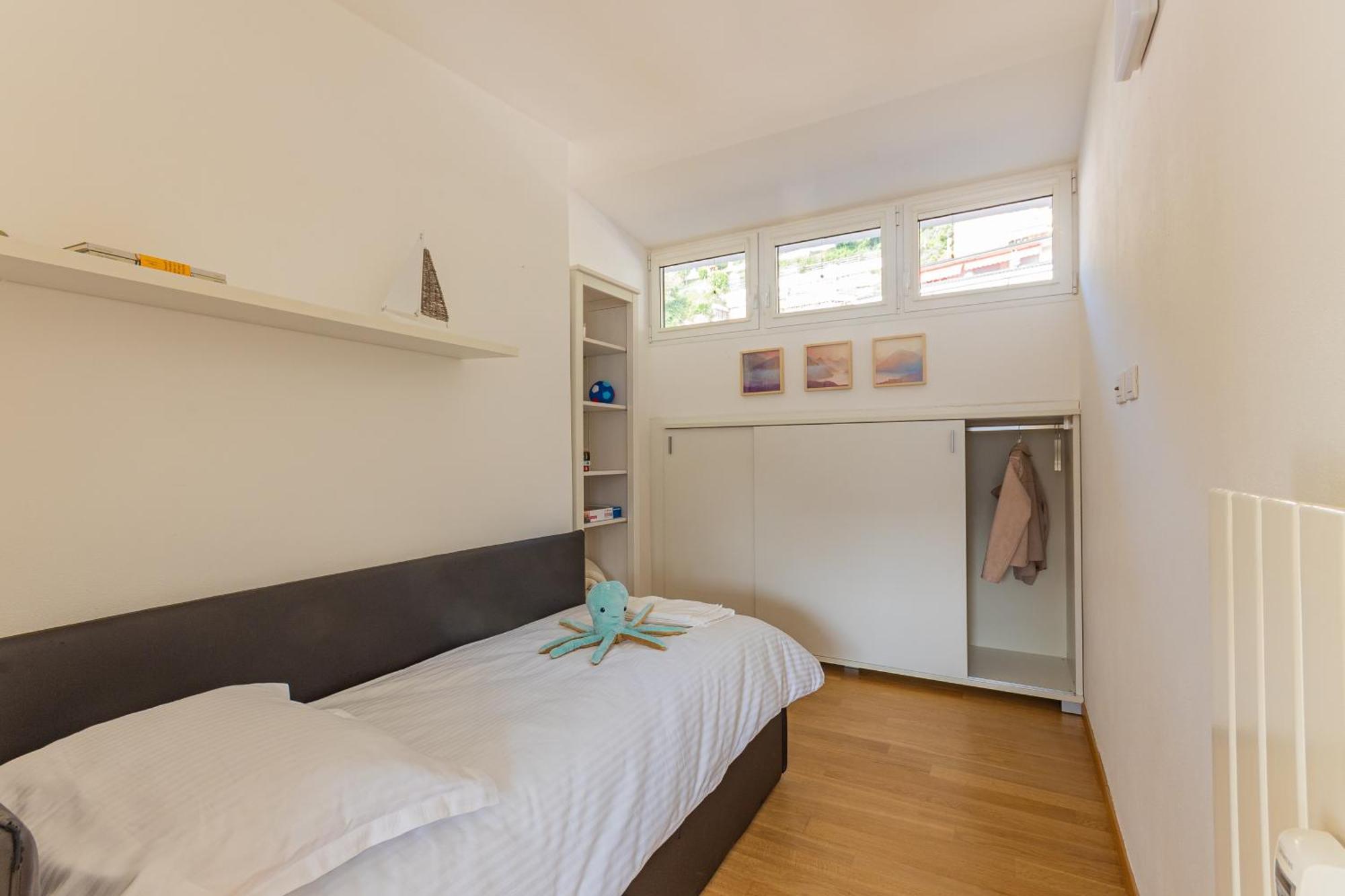 Ferienwohnung Casa Madlen - Bright Attic With Marvelous View Campione dʼItalia Exterior foto